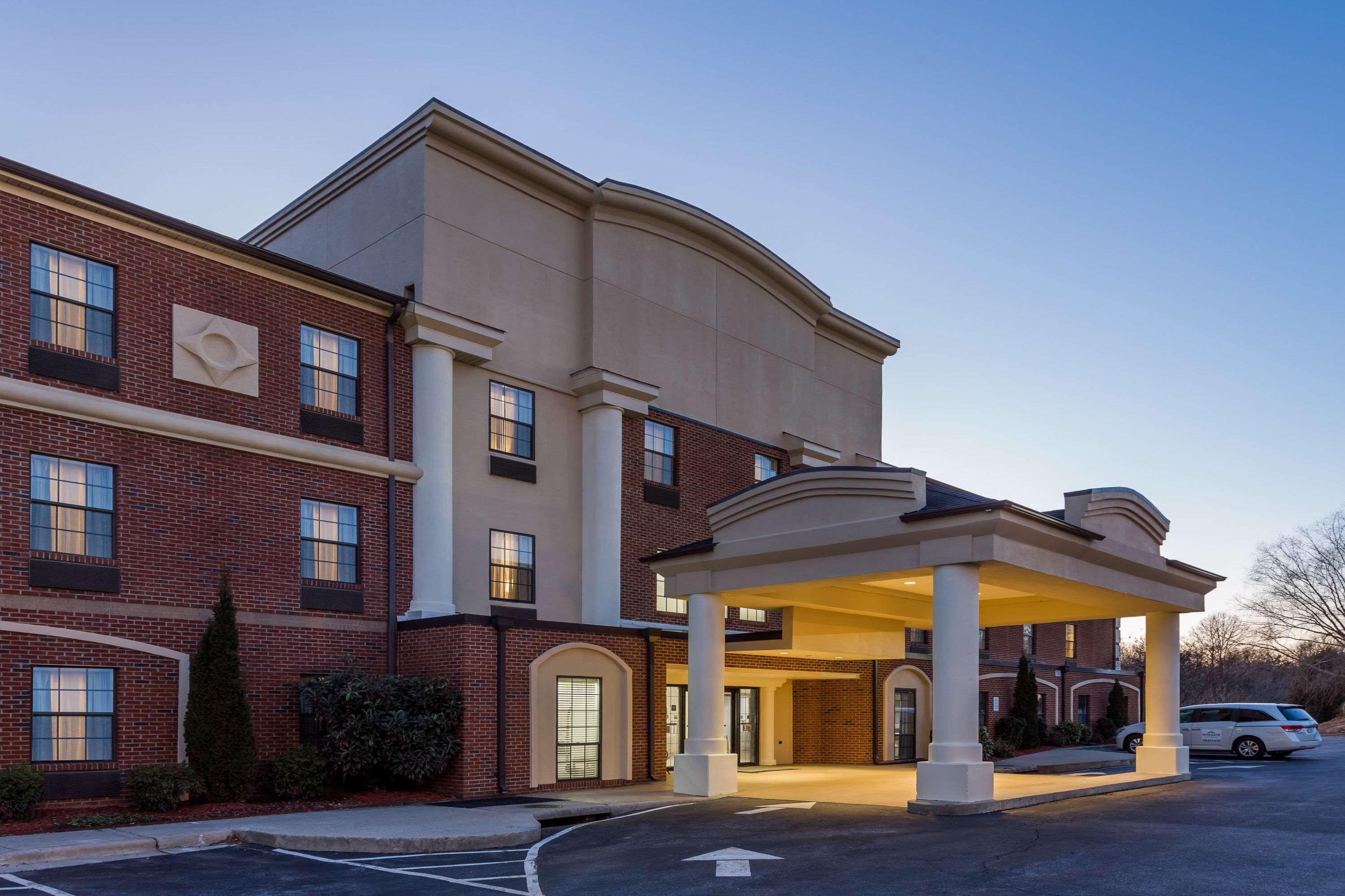 Wingate By Wyndham High Point Hotel Exterior foto